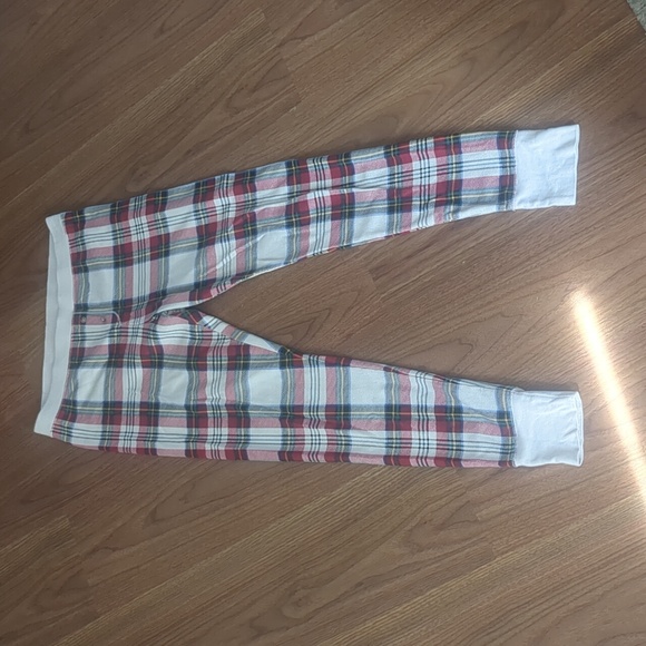 Matching pajama pants set! Women and men - Picture 2 of 9